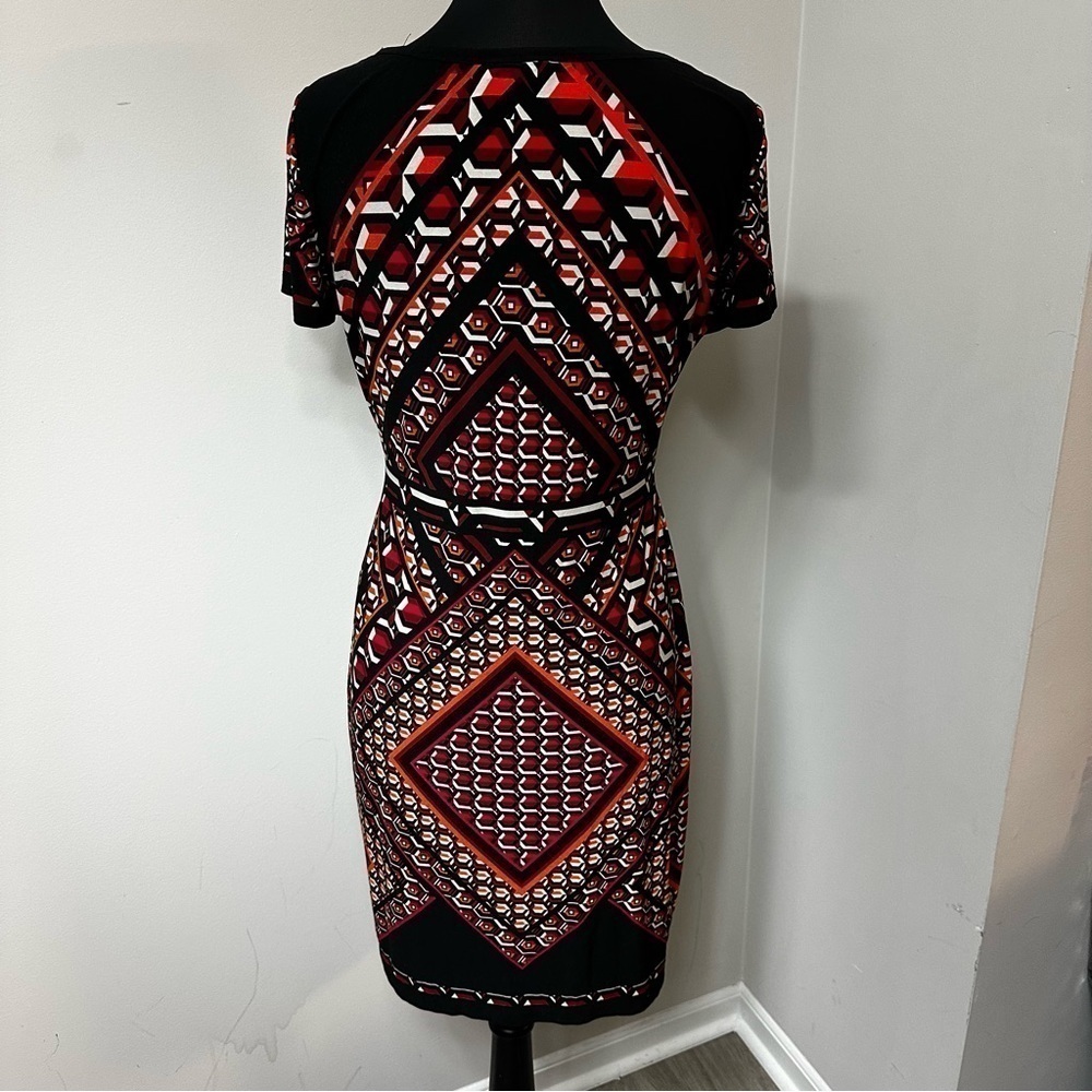 Calvin Klein Color Block Dress in Size 12 - Picture 4 of 6